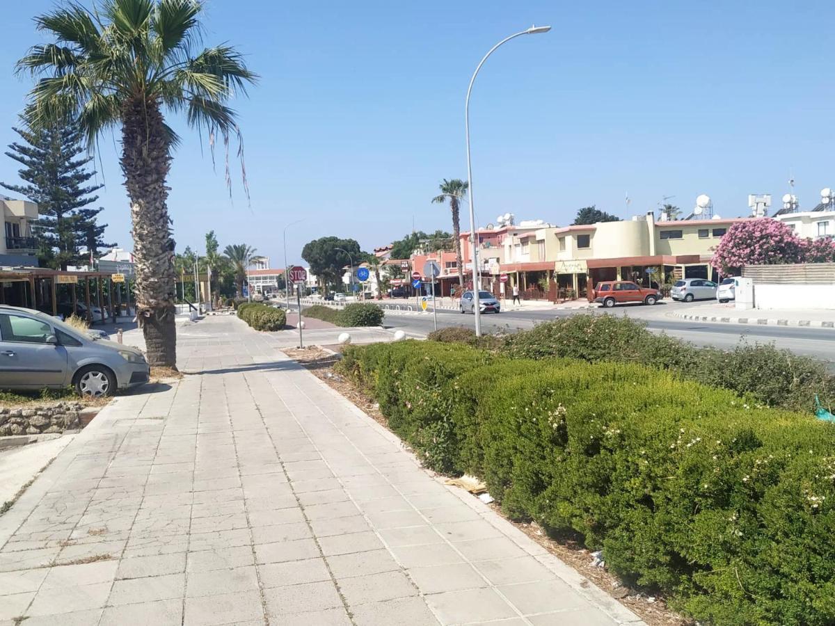 Charming Holiday Retreat Kato Paphos Apt 400M To The Beach Buitenkant foto