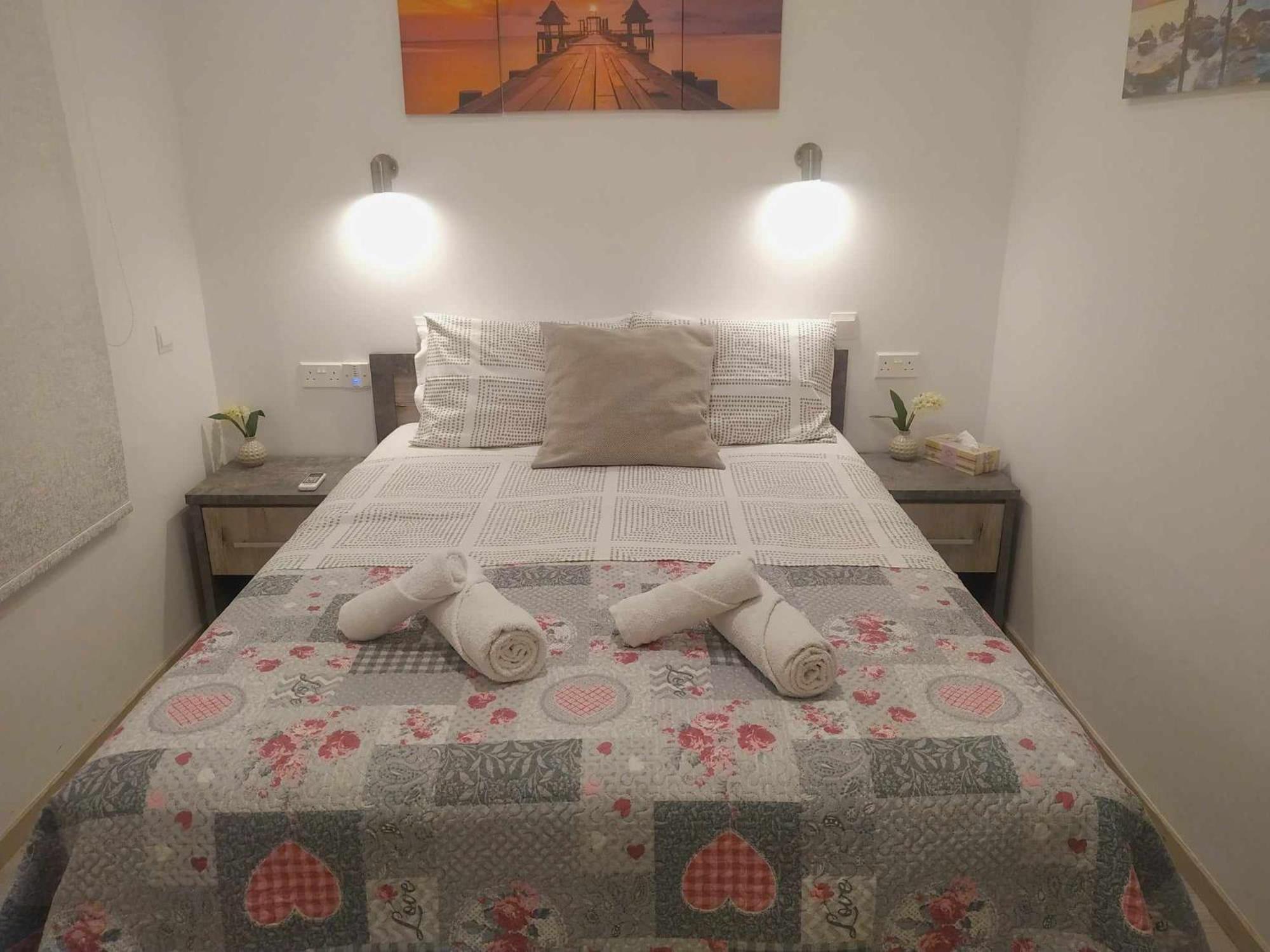 Charming Holiday Retreat Kato Paphos Apt 400M To The Beach Buitenkant foto